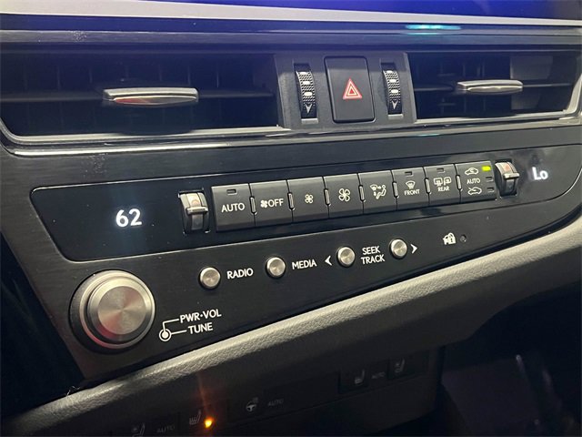 Certified 2025 Lexus ES 350 w/ Premium Package image 20