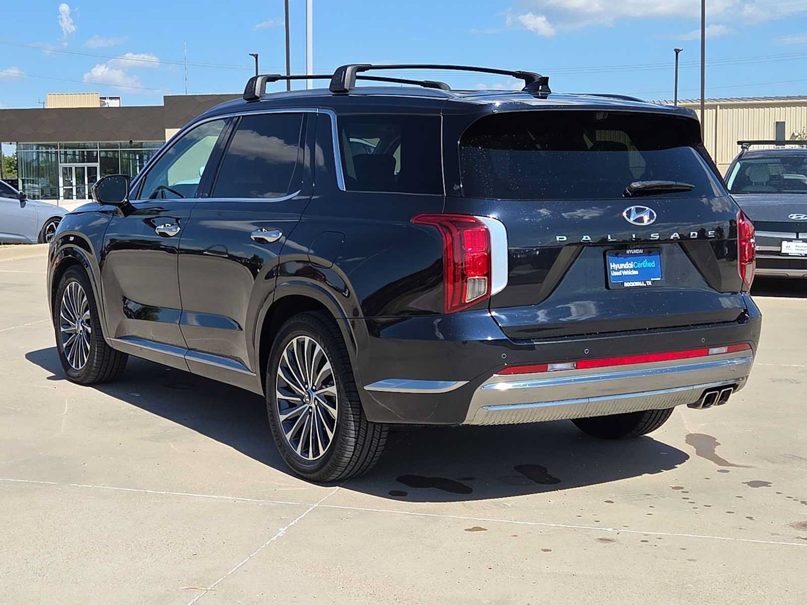 Certified 2023 Hyundai Palisade Calligraphy FWD image 5