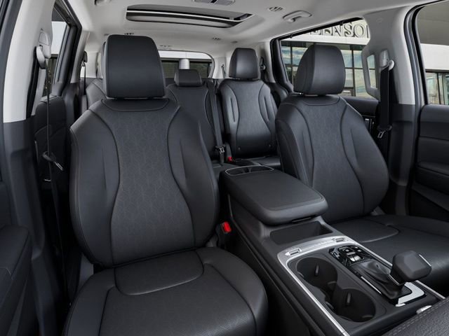 New 2026 Kia Carnival SX FWD image 16