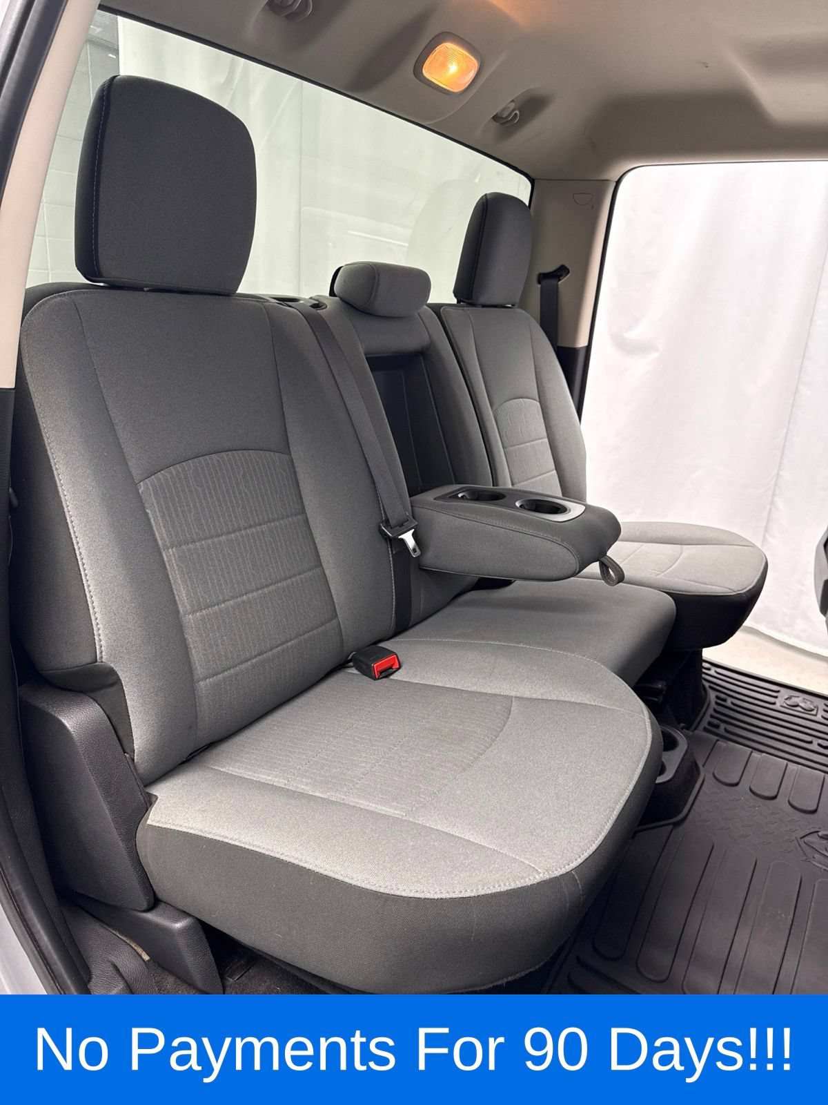 Used 2022 RAM 1500 Classic SLT w/ Protection Group AWD/4WD image 31