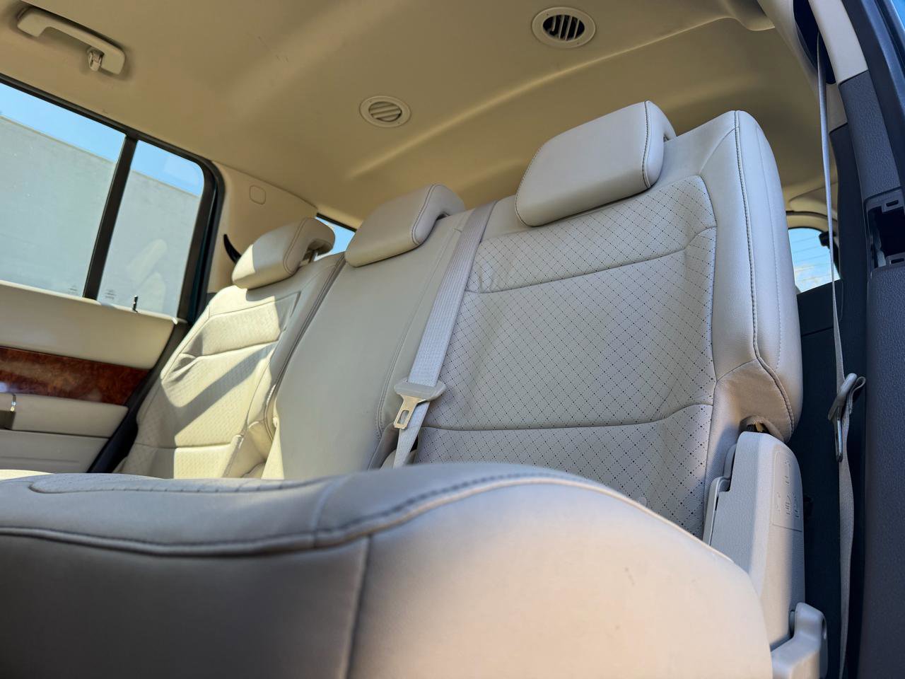 Used 2011 Ford Flex Limited w/ Trailer Tow Pkg Class III image 10