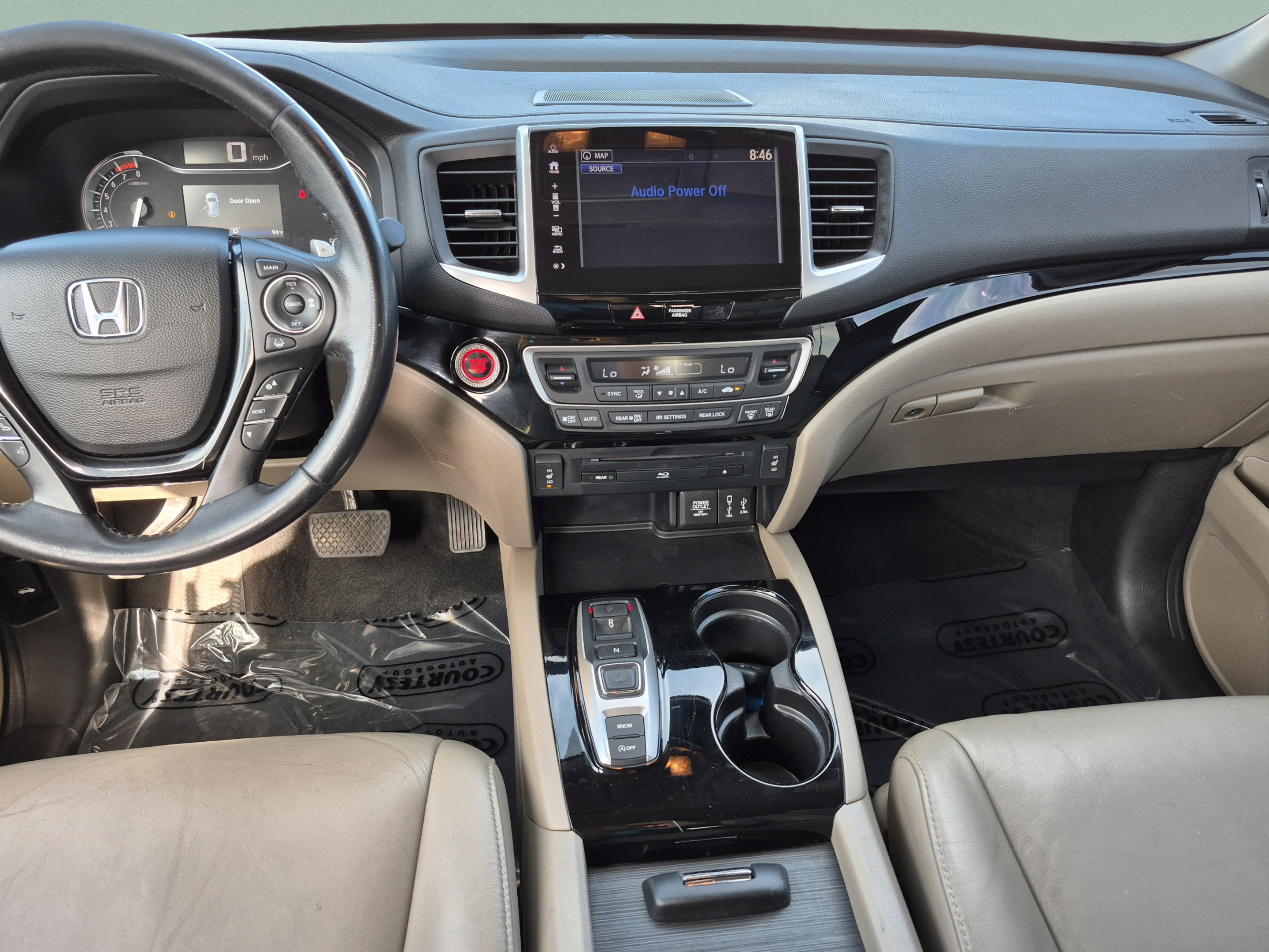 Used 2017 Honda Pilot Touring image 13