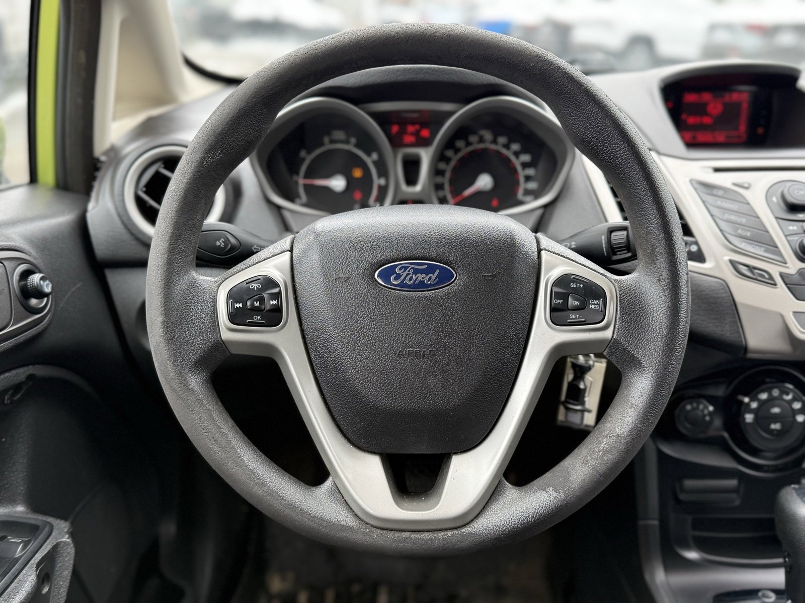 Used 2012 Ford Fiesta SE image 16