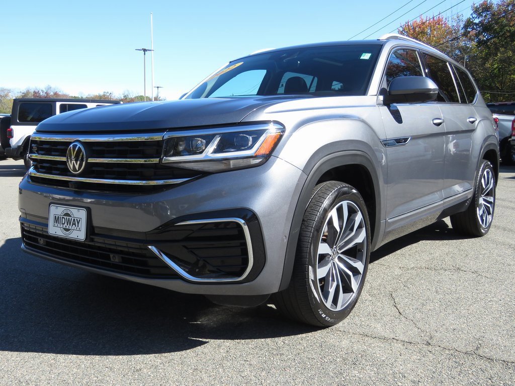 Used 2022 Volkswagen Atlas SEL Premium image 2
