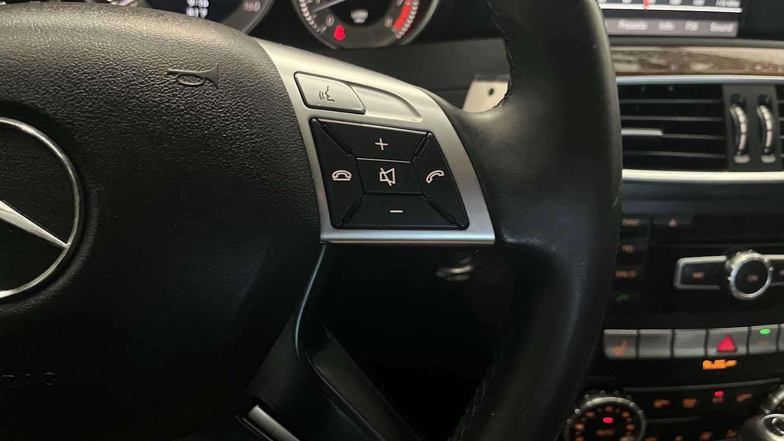 Used 2013 Mercedes-Benz C 300 4MATIC Sedan image 38