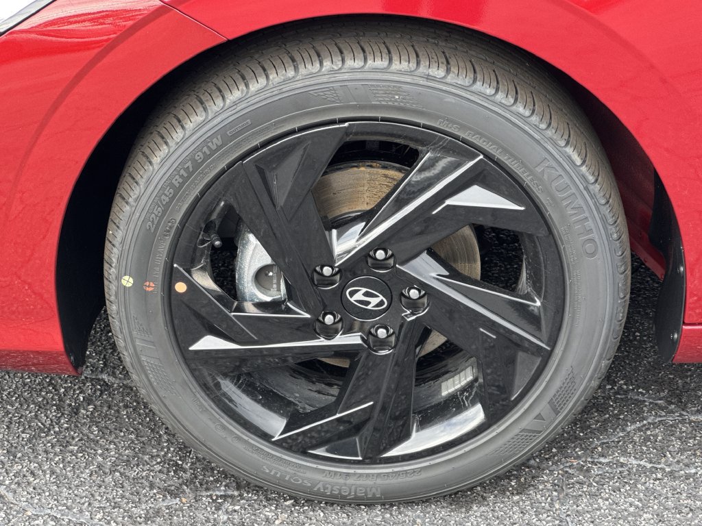 Certified 2026 Hyundai Elantra Sport w/ Cargo Package FWD image 11