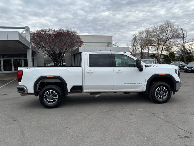Used 2024 GMC Sierra 3500 SLE w/ SLE Value Package image 9