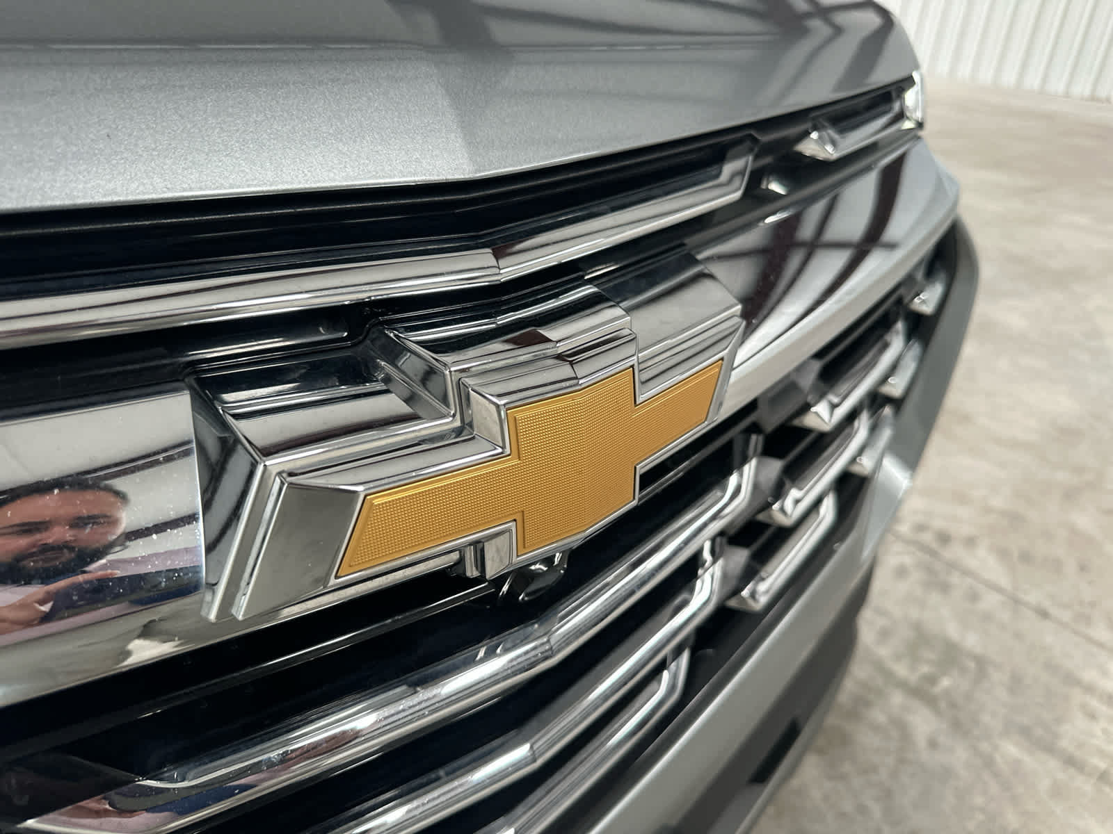 Used 2025 Chevrolet Equinox LT FWD image 9