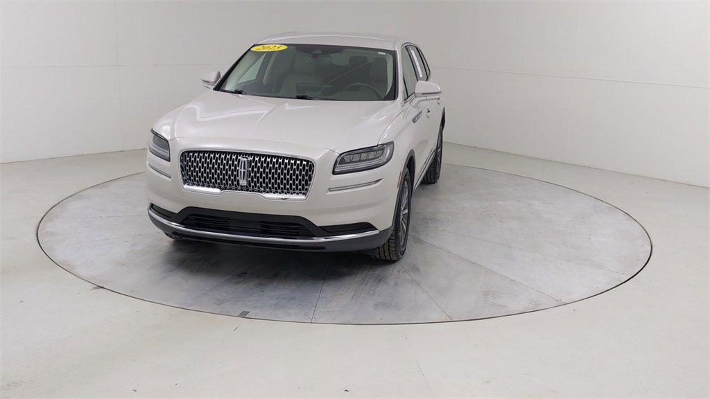 Used 2023 Lincoln Nautilus AWD w/ Premium Package image 8