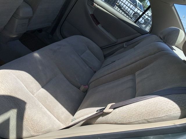 Used 2003 Toyota Corolla CE FWD image 10