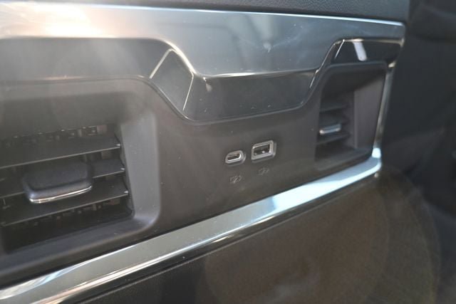 Used 2023 GMC Sierra 1500 Elevation w/ X31 Off-Road Package AWD/4WD image 25
