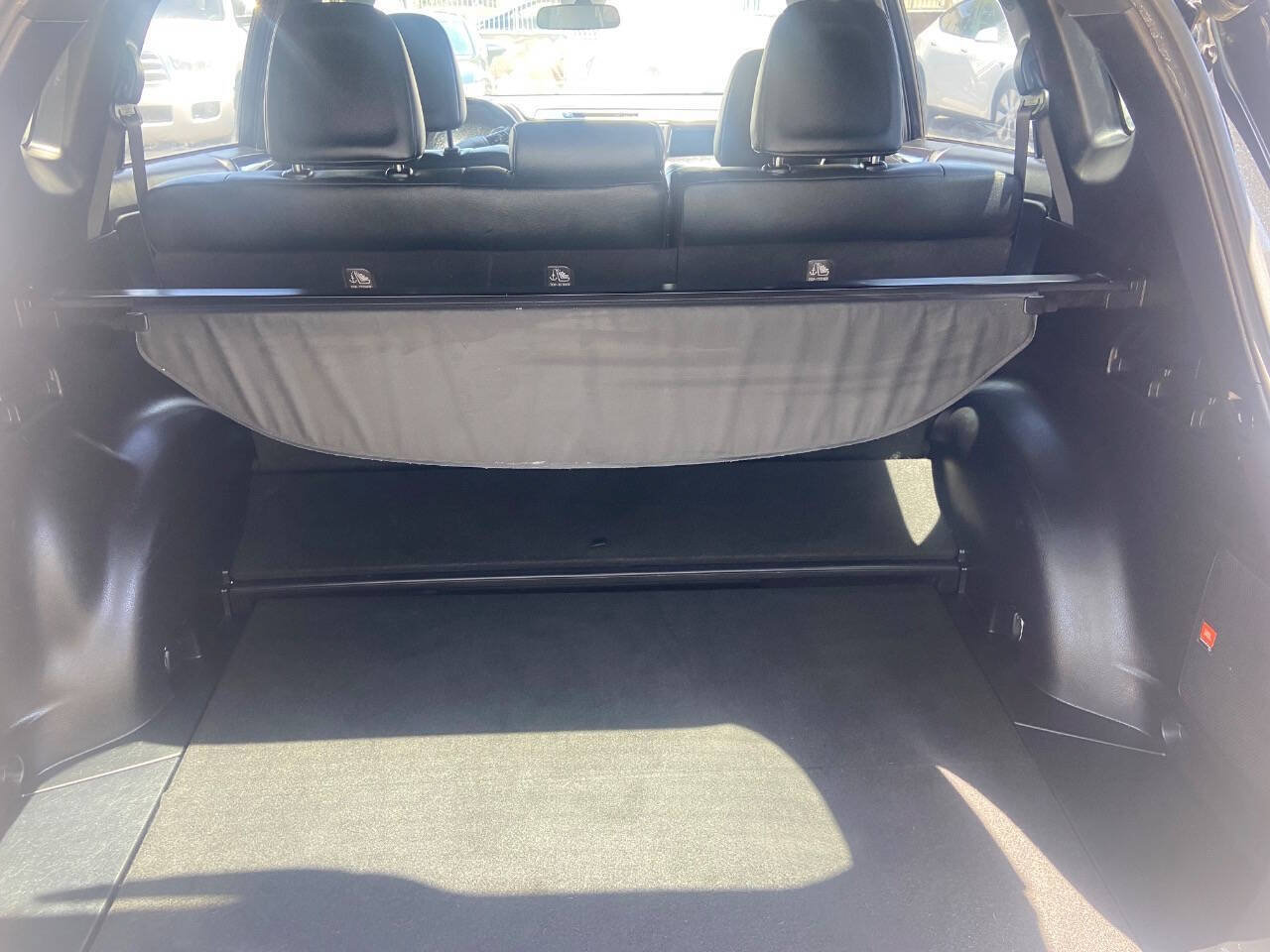 Used 2017 Toyota RAV4 SE AWD/4WD image 7