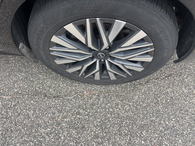 Used 2024 Nissan Altima 2.5 SV image 28