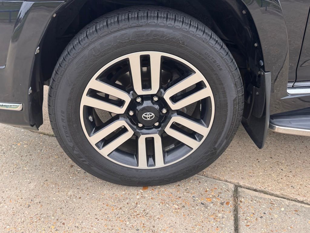 Used 2019 Toyota 4Runner Limited RWD image 9