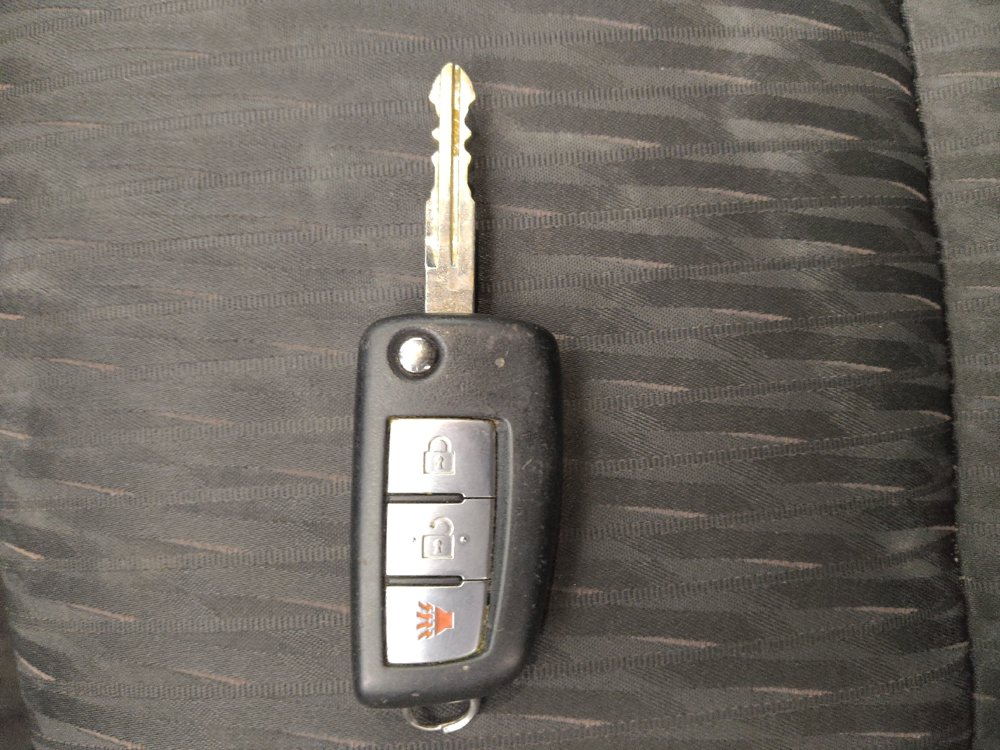 Used 2020 Nissan Rogue S FWD image 32