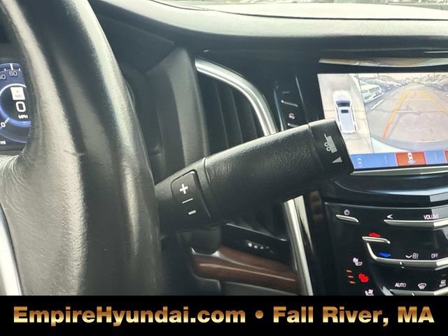 Used 2020 Cadillac Escalade Luxury w/ LPO, Radiant Package image 32