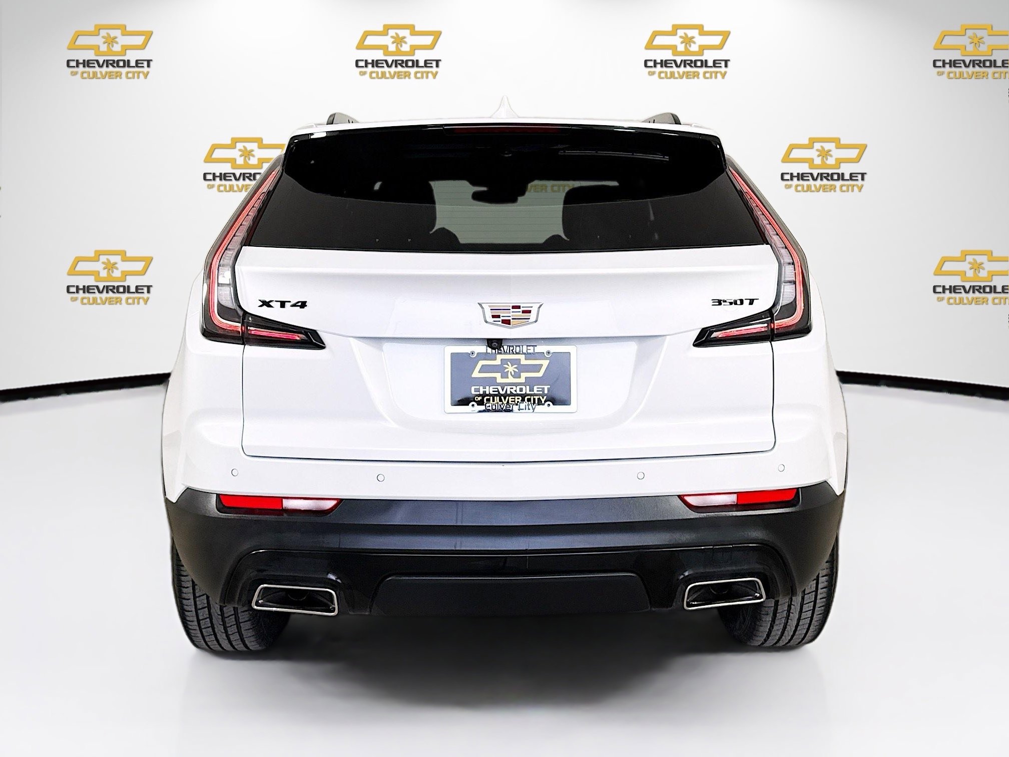 Used 2023 Cadillac XT4 Sport w/ Cold Weather Package image 6