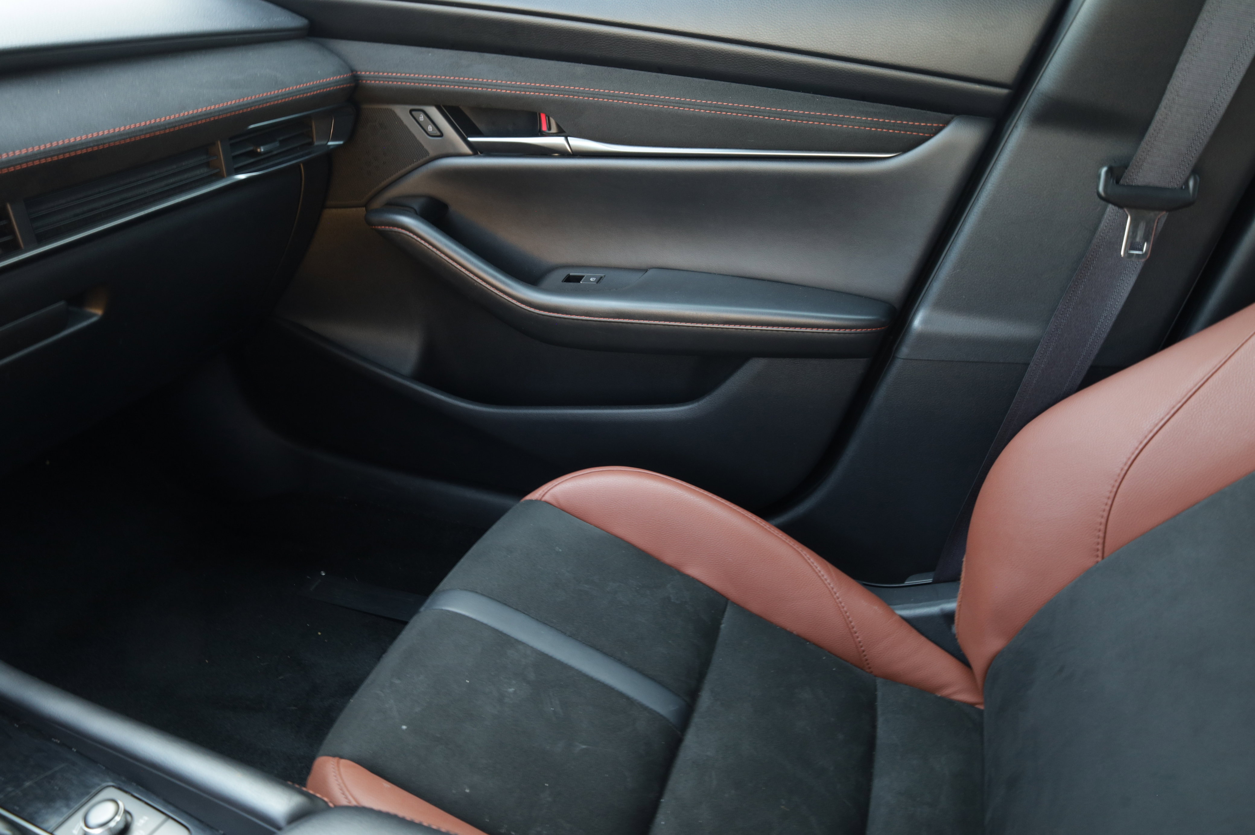 Used 2024 MAZDA MAZDA3 s AWD/4WD image 13