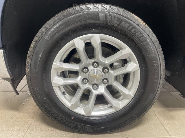 Used 2022 Chevrolet Silverado 1500 LT AWD/4WD image 7