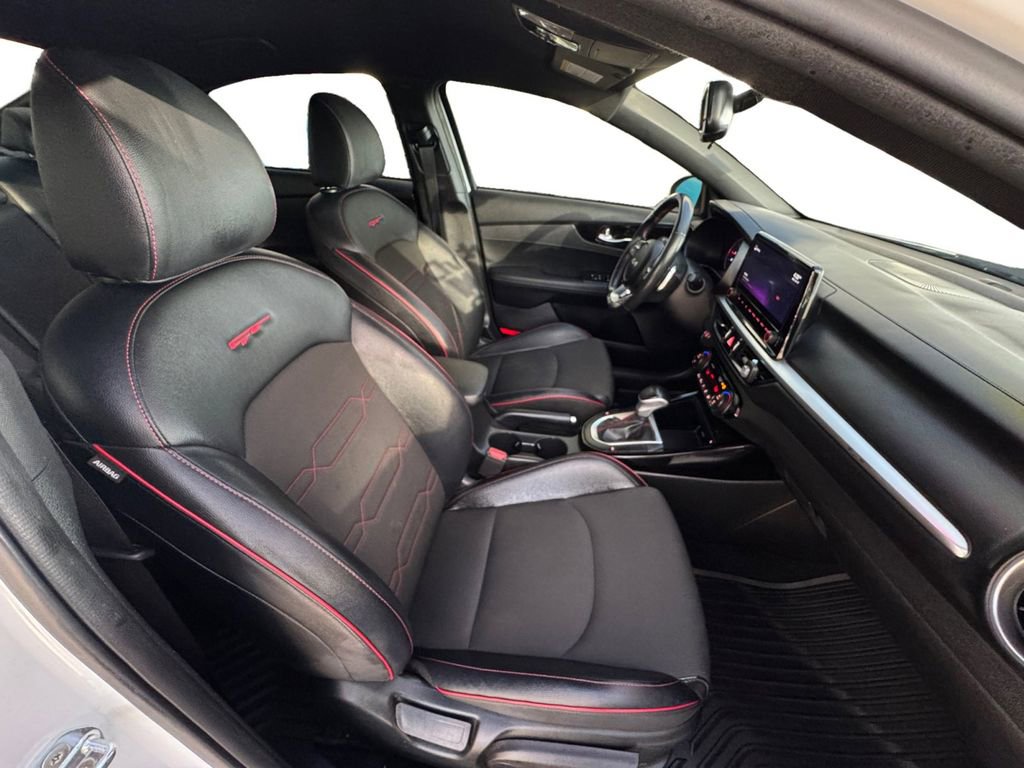 Used 2022 Kia Forte GT image 15