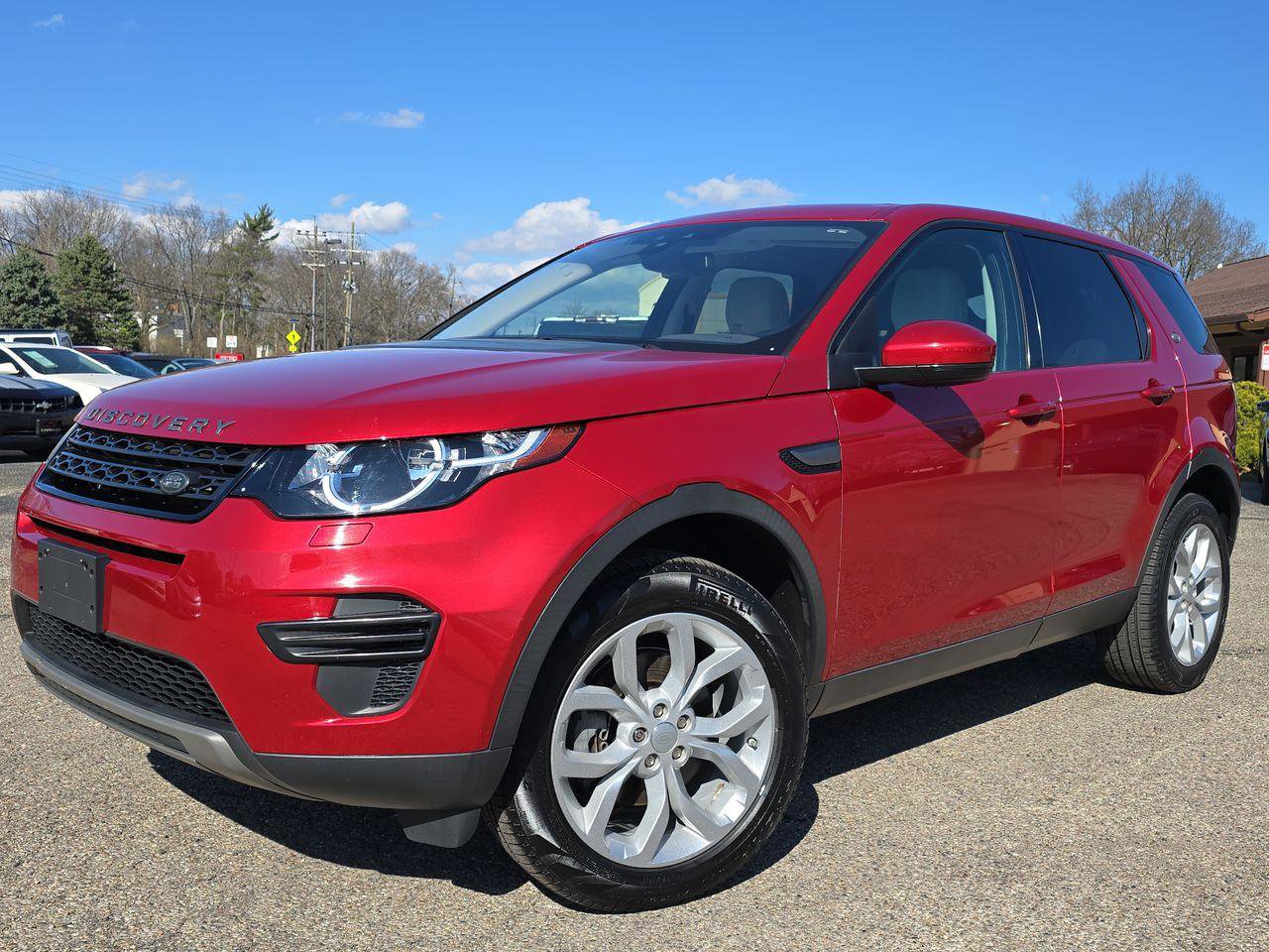 Used 2019 Land Rover Discovery Sport SE image 1