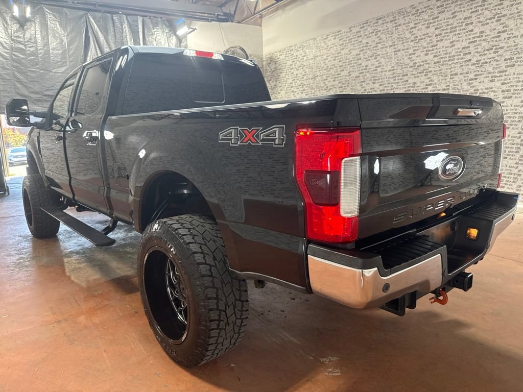 Used 2019 Ford F250 Lariat w/ Lariat Value Package AWD/4WD image 5