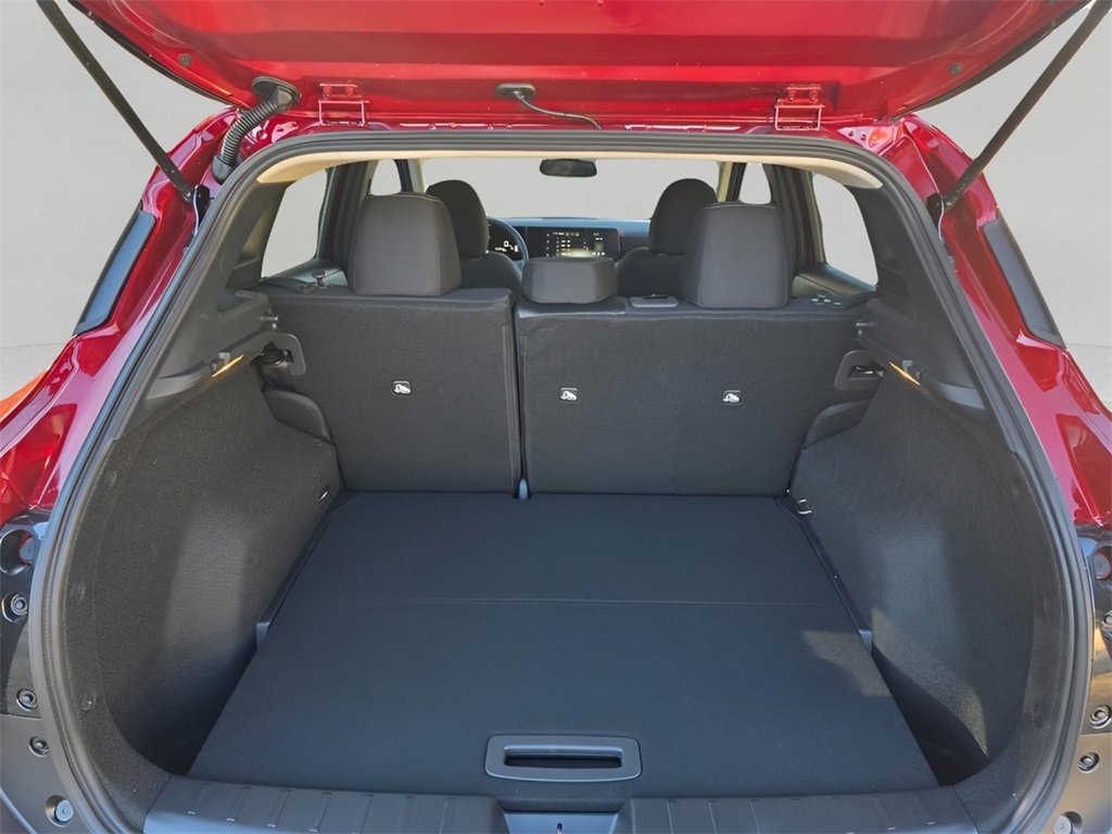 New 2026 Nissan Kicks SV image 7