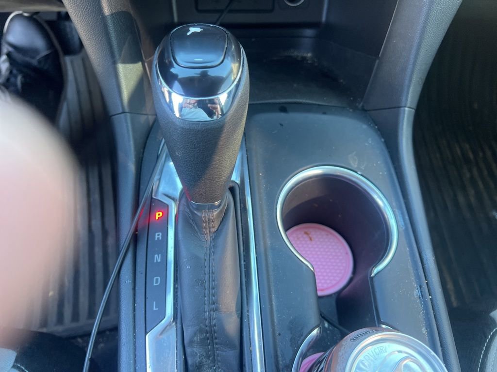 Used 2021 Chevrolet Equinox LS w/ LS Convenience Package image 22