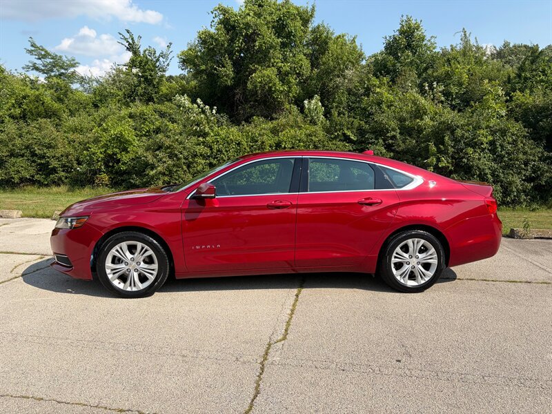 Used 2014 Chevrolet Impala LT w/ Convenience Package FWD image 2