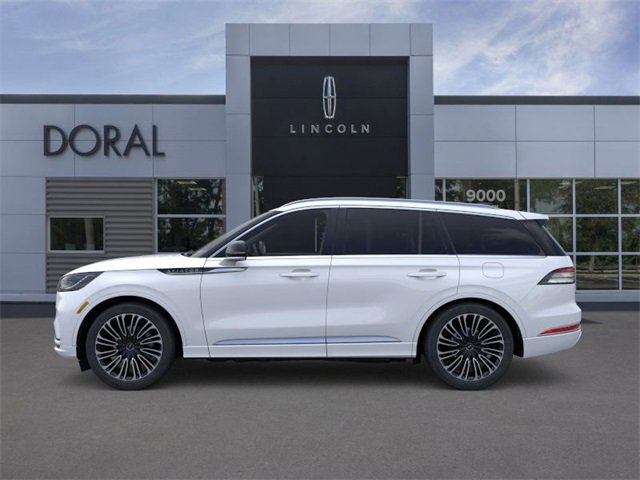New 2025 Lincoln Aviator Black Label image 3