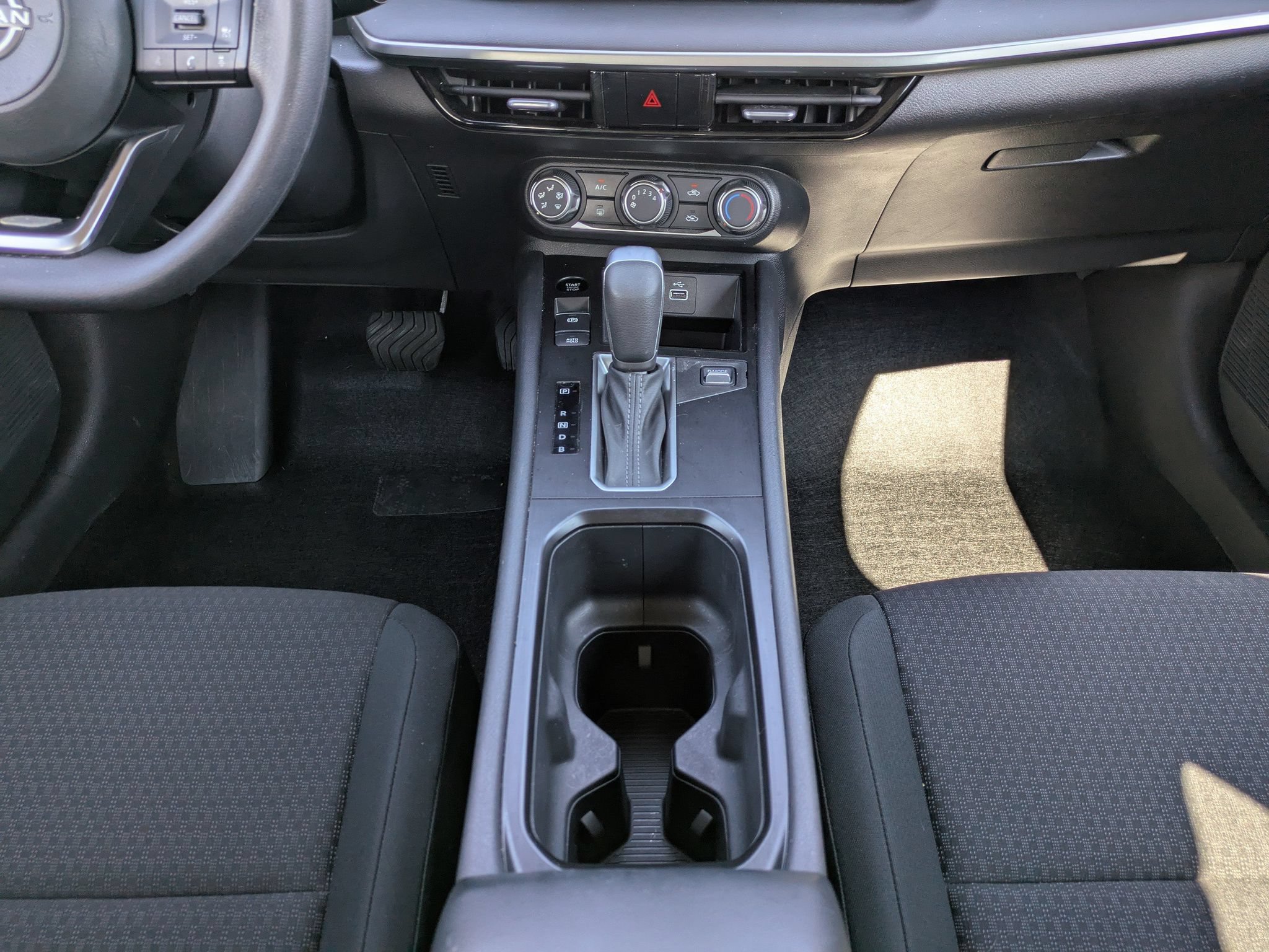 Certified 2025 Nissan Kicks S FWD image 20