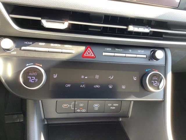 Used 2025 Hyundai Sonata SEL AWD/4WD image 36