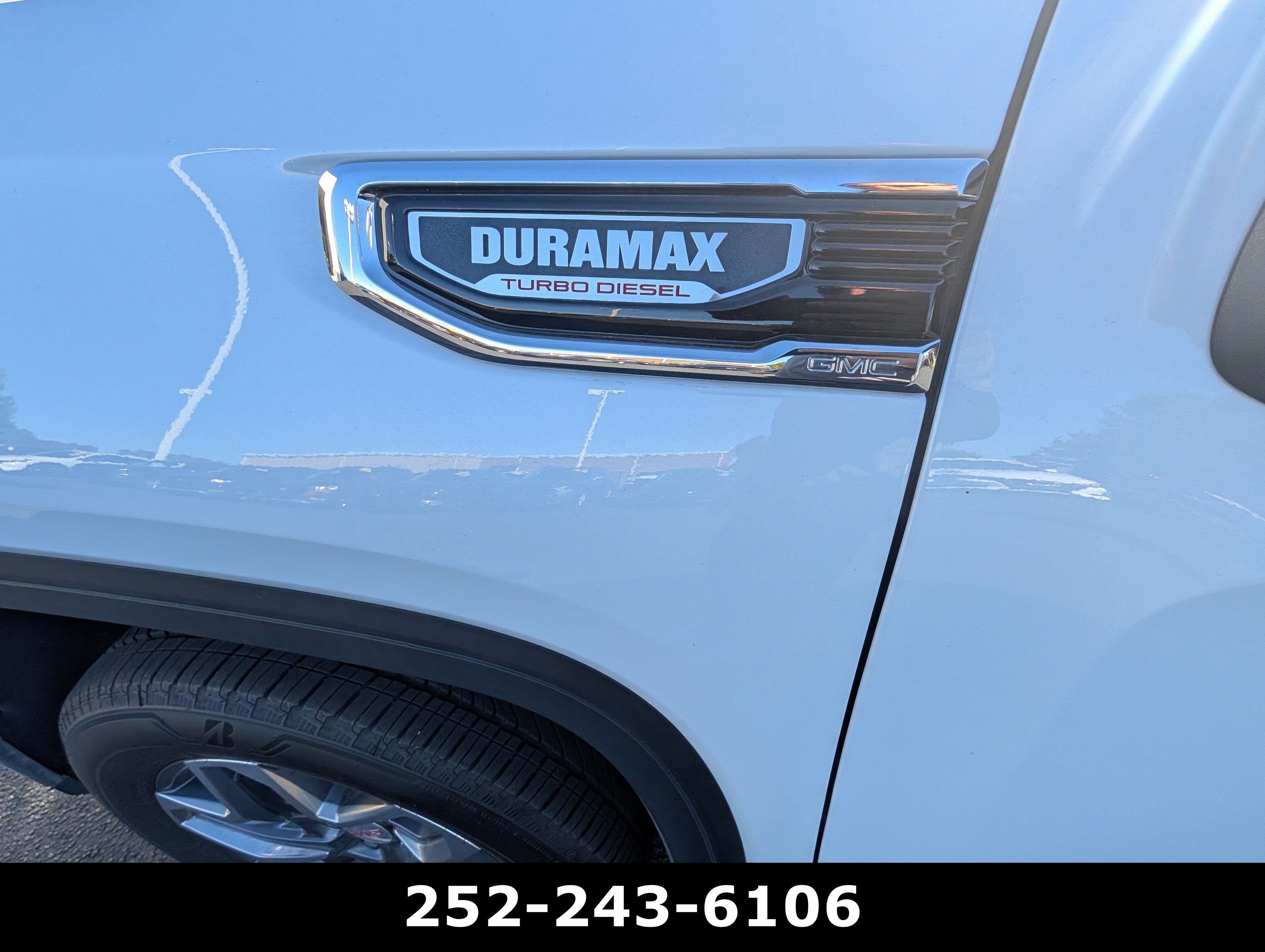 Used 2026 GMC Sierra 1500 SLT w/ SLT Premium Package AWD/4WD image 12