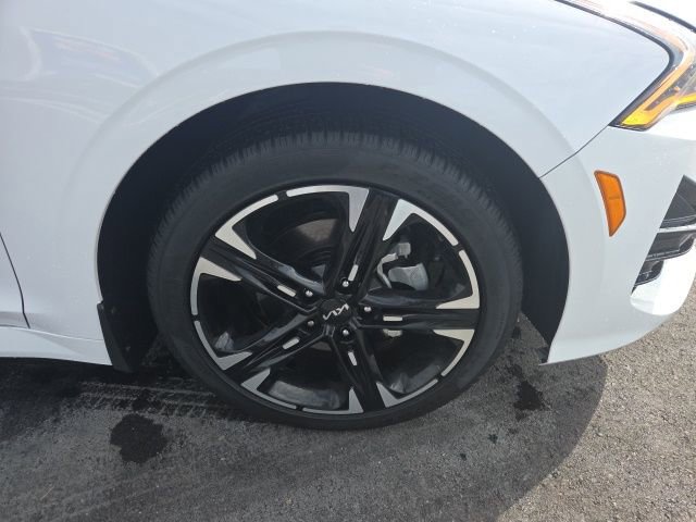 Used 2024 Kia K5 GT-Line w/ GT-Line Premium Package image 5