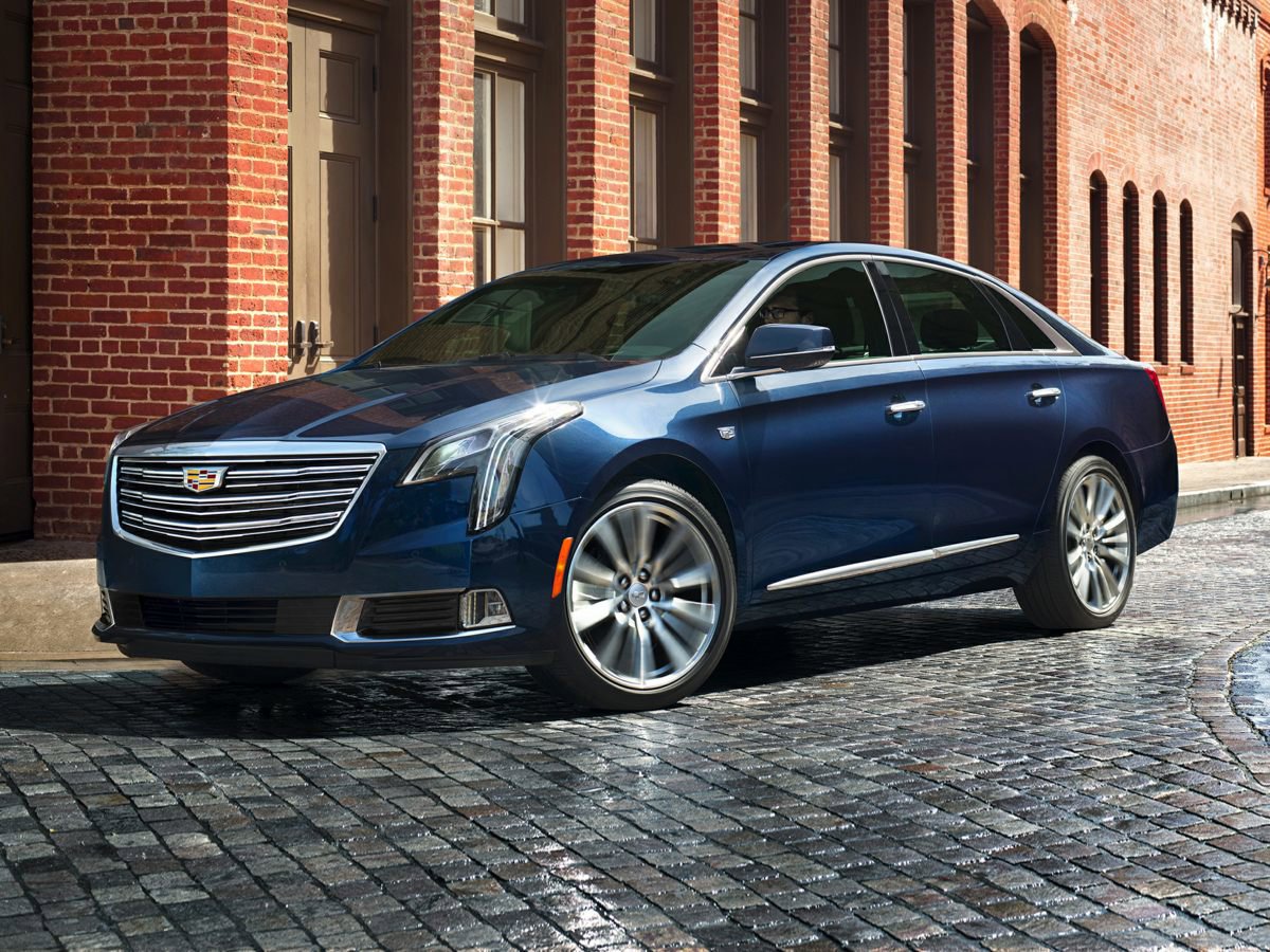Used 2018 Cadillac XTS Luxury image 1