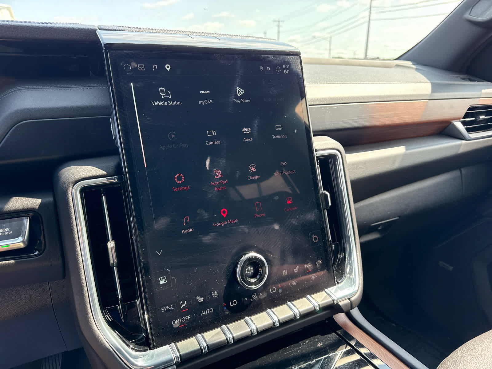 Certified 2025 GMC Yukon Denali AWD/4WD image 16
