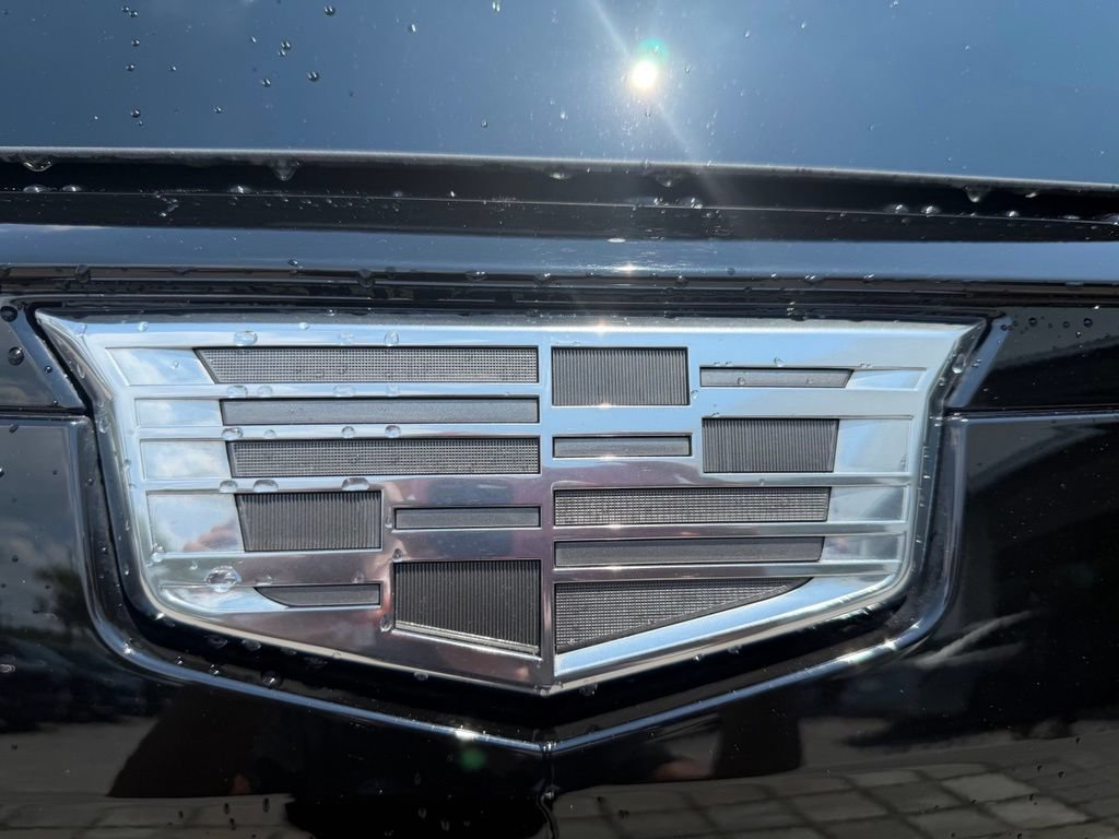 Used 2024 Cadillac Escalade ESV Sport Platinum w/ LPO, ONYX Package AWD/4WD image 8
