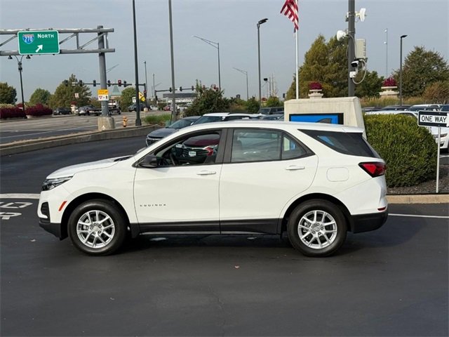 Used 2024 Chevrolet Equinox LS image 2