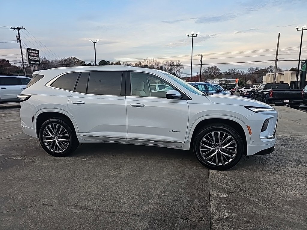 New 2026 Buick Enclave Avenir w/ Super Cruise Package image 2