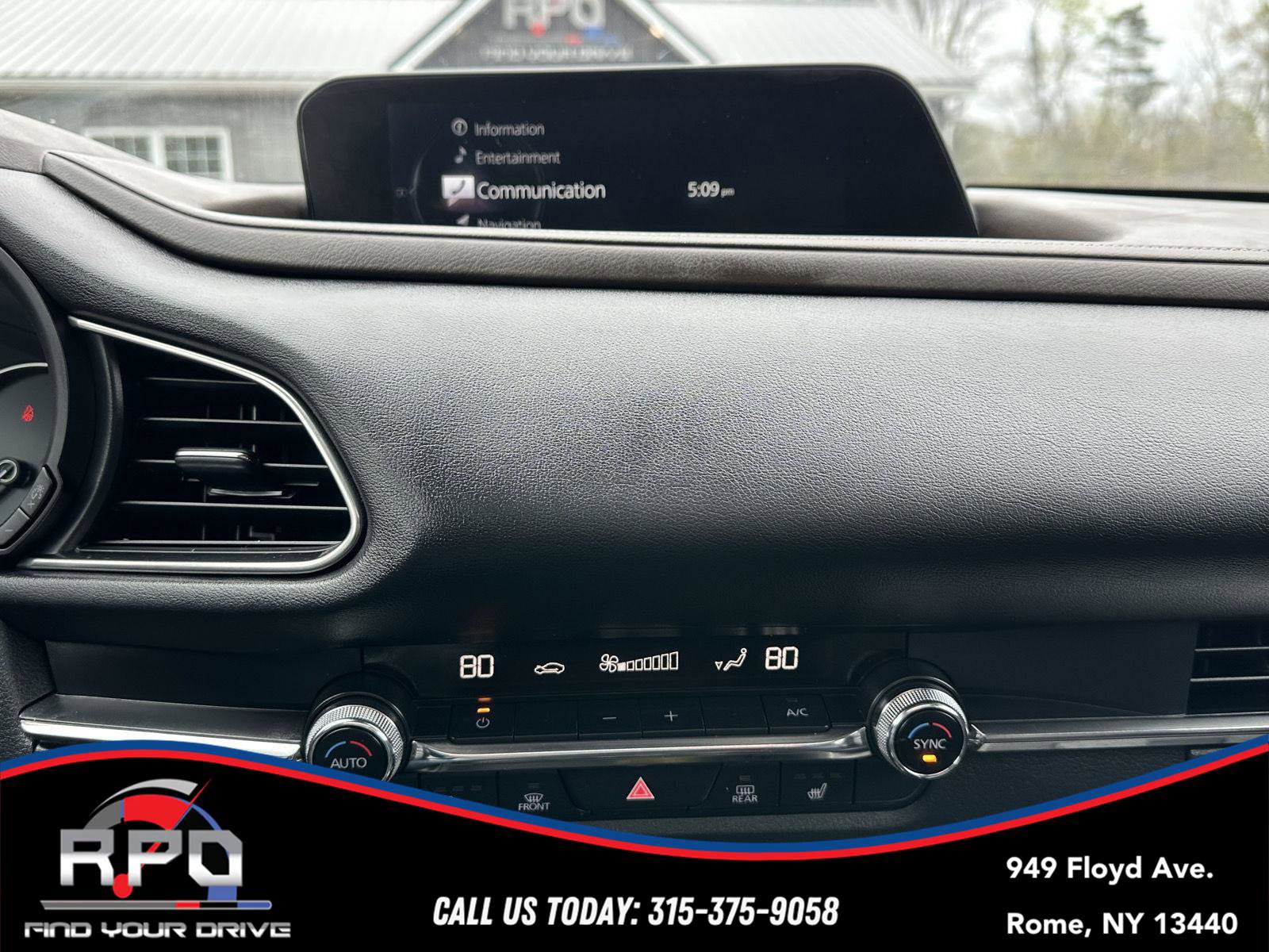 Used 2022 MAZDA CX-30 AWD 2.5 S w/ Premium Package image 25