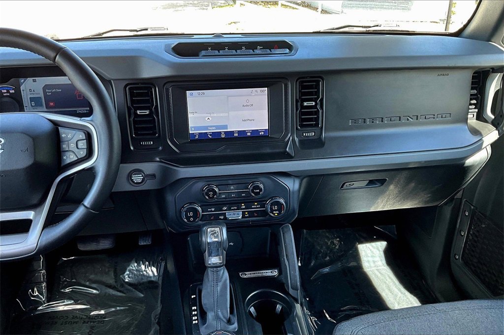 Used 2023 Ford Bronco Big Bend w/ Sasquatch Package image 19