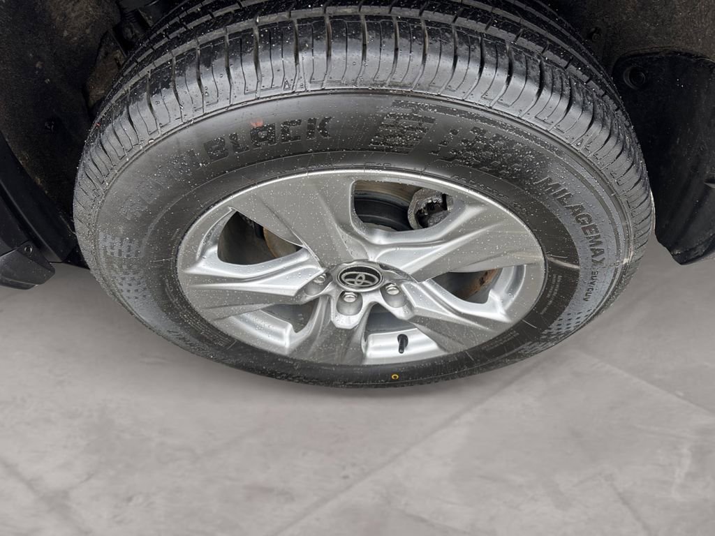 Used 2024 Toyota RAV4 XLE image 14