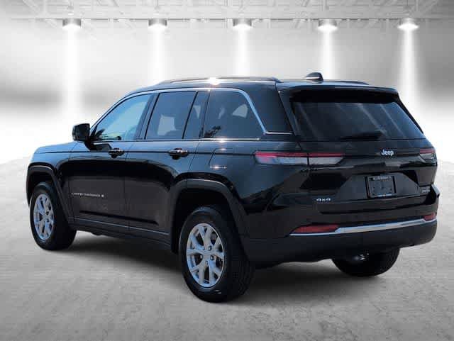 Used 2023 Jeep Grand Cherokee Limited AWD/4WD image 6
