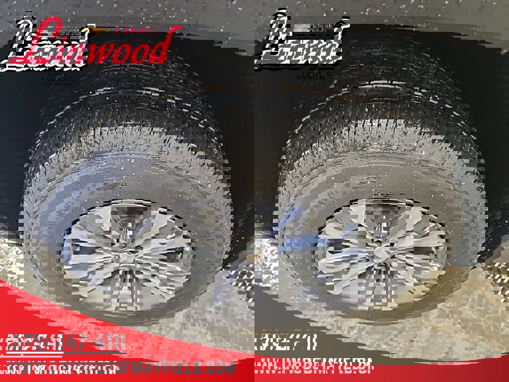 New 2026 Chevrolet Equinox LT w/ Convenience Package II image 8