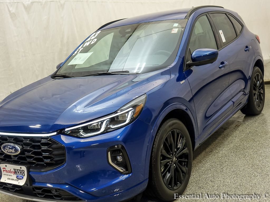 Used 2023 Ford Escape ST-Line Elite AWD/4WD image 4