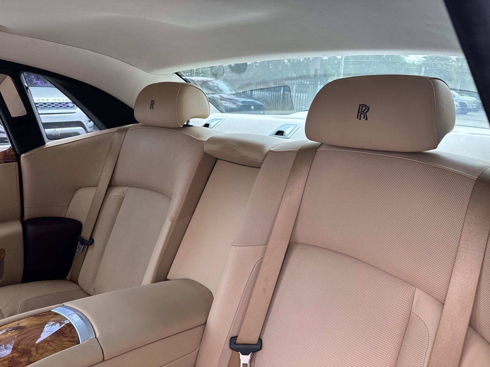 Used 2012 Rolls-Royce Ghost RWD image 23