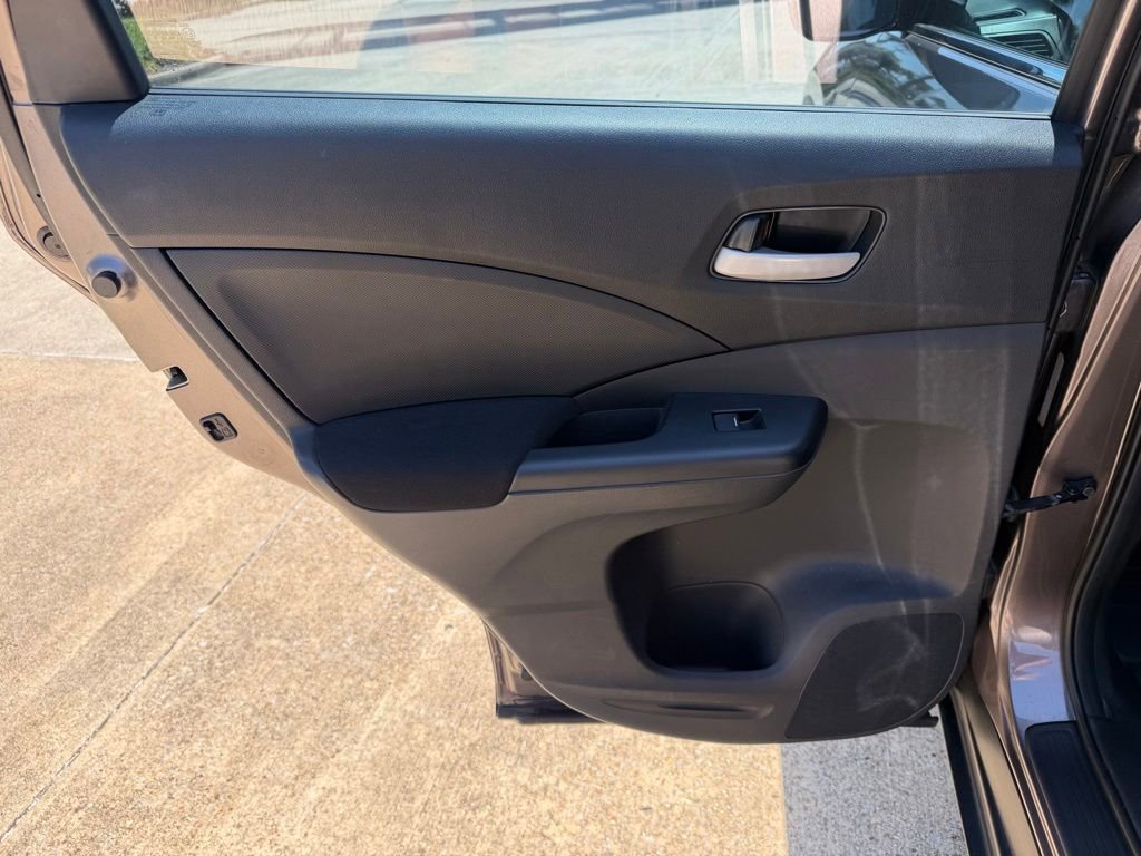 Used 2012 Honda CR-V LX image 11