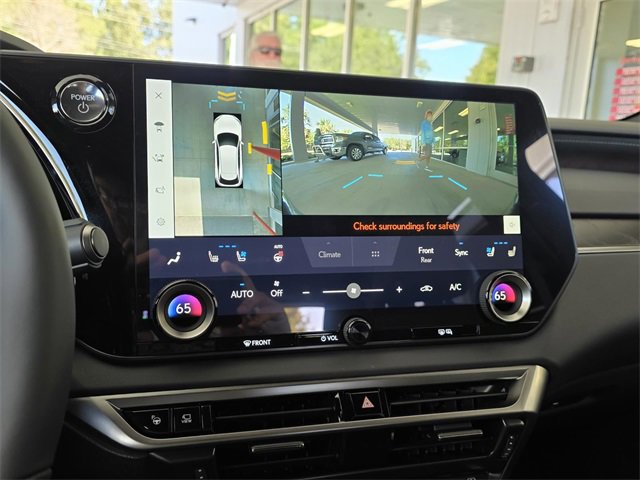 New 2025 Lexus RX 350 image 17