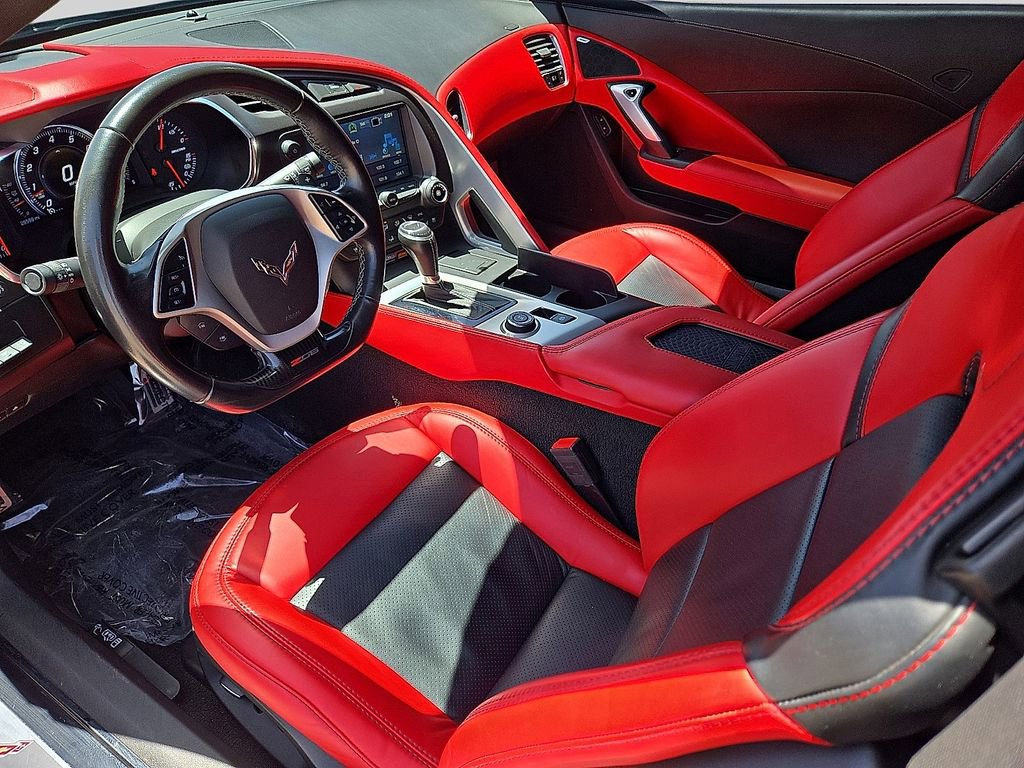 Used 2017 Chevrolet Corvette Z06 w/ Z07 Performance Package RWD image 16