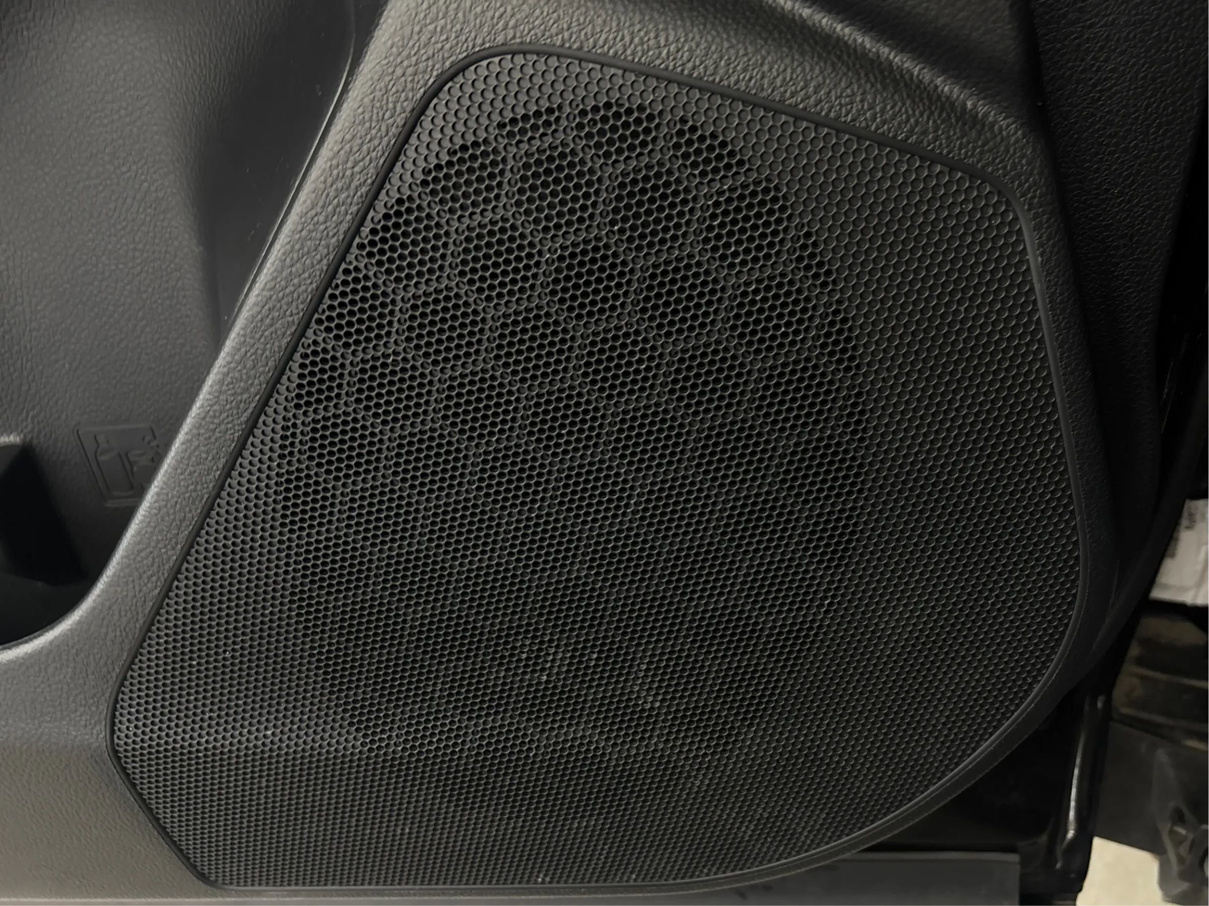 Used 2018 Subaru Forester 2.5i w/ Alloy Wheel Package image 36